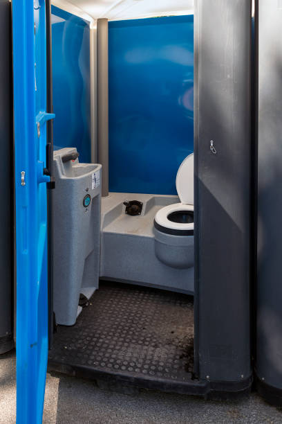 Best Porta potty rental near me  in New Berlin, IL